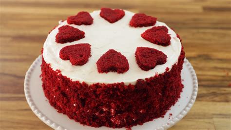How to Make Red Velvet Cake .